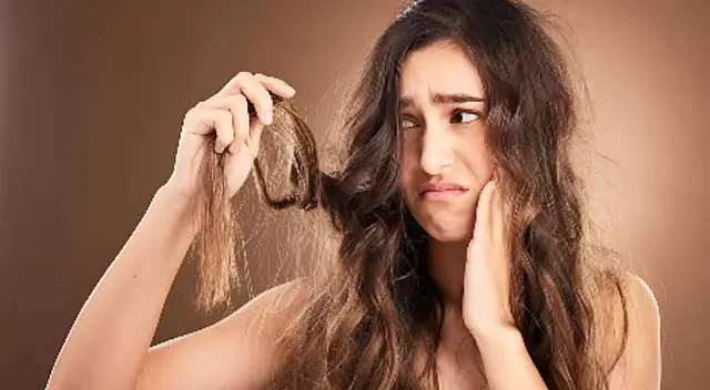 Descubre los mejores alimentos con biotina para fortalecer tu cabello y prevenir la caída.