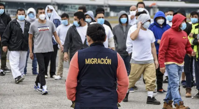 Esta edad activará renovación forzosa de Green Card en EE. UU.