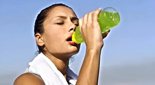 Bebidas energizantes vs. energéticas, aprende a reconocer sus diferecias.