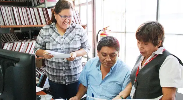 A través de la Ley N.º 32199, se ha determinado una edad máxima para que las personas puedan laborar en el sector público de manera definitiva.