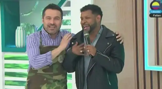 Giacomo Bocchio deja en SHOCK al dar efusivo abrazo a Edson Dávila tras presunta actitud homofóbica