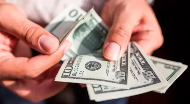 Chicago anuncia el aumento del sueldo mínimo para sus trabajadores en Estados Unidos.