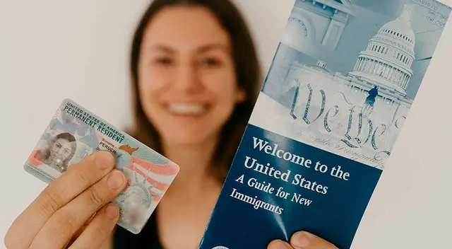 USCIS elimina un requisito CLAVE al solicitar la Green Card.