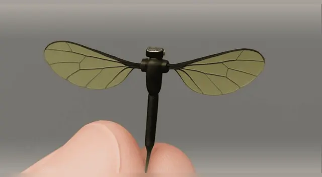 Un dron militar tan pequeño como un mosquito.