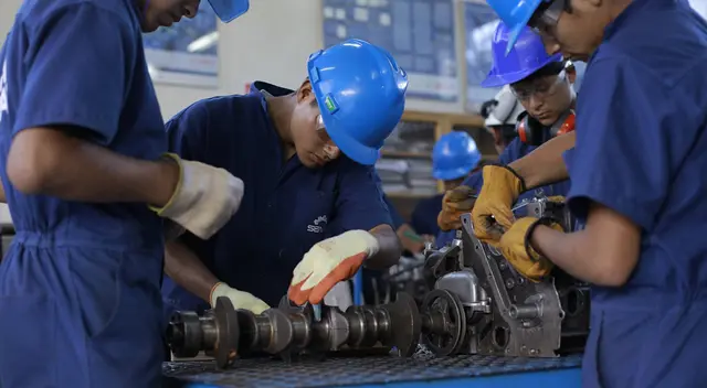 Minedu licencia 77 institutos y refuerza educación tecnológica