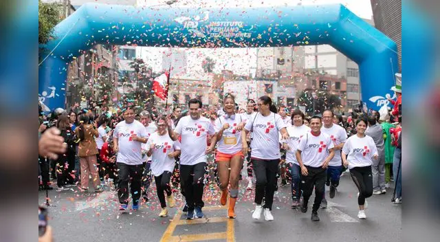 Cerca de diez mil deportistas.