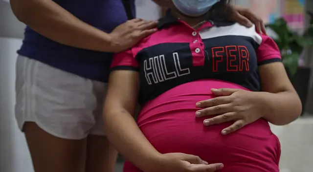 Adiós a la ciudadanía por nacimiento y mexicanos llevan la peor parte.