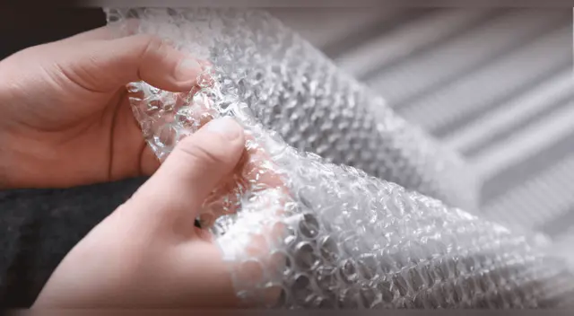 ¿Por qué explotar burbujas de plástico es emocionante para los humanos? La ciencia responde. ¿Por qué explotar burbujas de plástico es emocionante para los humanos? La ciencia responde.