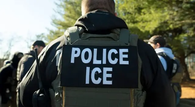 Documentos clave para migrantes en LA.