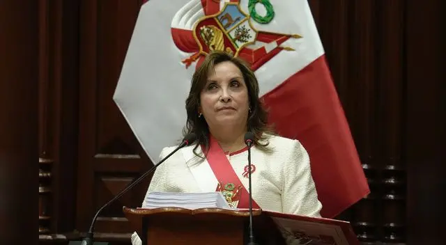 Dina Boluarte aseguró que es víctima de críticas de sus detractores