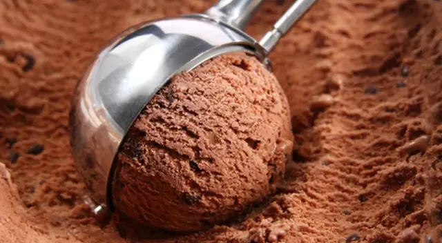 La FDA ordena el retiro de Helados México y La Michoacana en Estados Unidos por no declarar leche en el etiquetado.