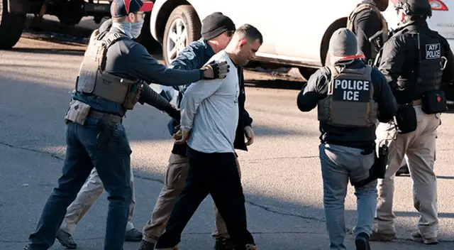 Inmigrantes podrán ser multados y condenados a prisión si cometen este delito. Inmigrantes podrán ser multados y condenados a prisión si cometen este delito.