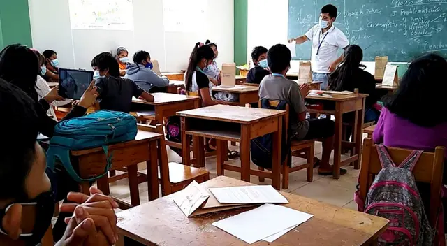 Conoce si este lunes 18 de agosto será feriado o día habrá clases escolares.