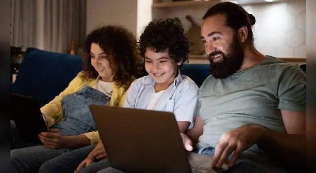 Además, Movistar recibió el reconocimiento de "Mejor red de internet del Perú" por Ookla®. Fuente: Difusión.