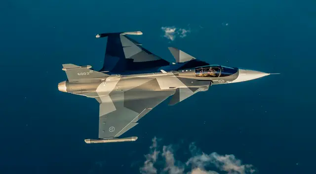 El país de Latinoamérica que confirmó una mega compra de aviones de combate: no es Chile, ni Argentina