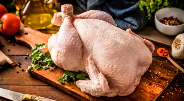 Conoce cuándo puedes acceder a esta super promoción de pollo entero. Conoce cuándo puedes acceder a esta super promoción de pollo entero.