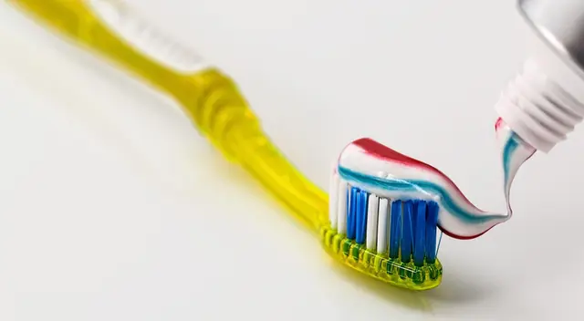 Retiran pastas dentales en EE.UU. la advertencia de la FDA que impacta a las familias. Retiran pastas dentales en EE.UU. la advertencia de la FDA que impacta a las familias.