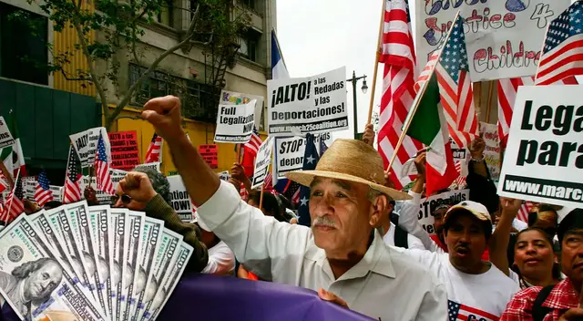 ICE anuncia MULTAS de 1,000 dólares diarios para estos inmigrantes.