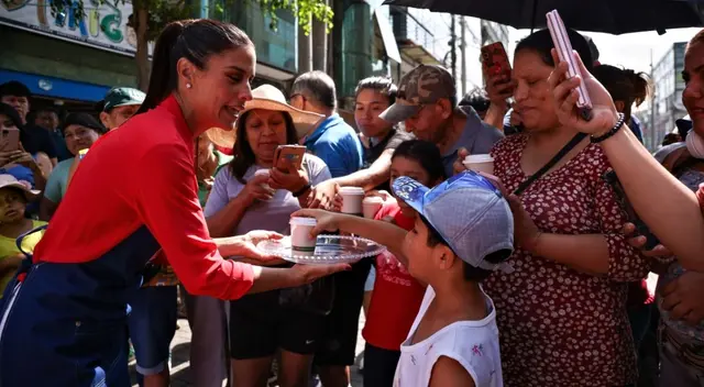 María Pía Copello invita a familias limeñas a compartir un desayuno nutritivo.