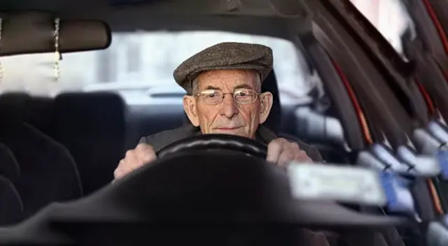 MTC fija edad máxima para que adultos mayores obtengan licencia de conducir en Perú este 2025