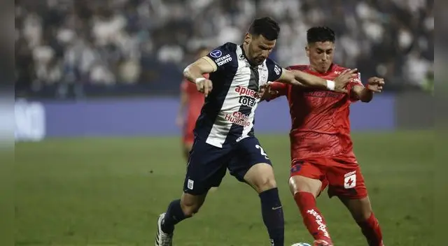 Alianza Lima empató 0-0 con la U de Chile en el estadio Alejandro Villanueva. Foto: Grupo La República