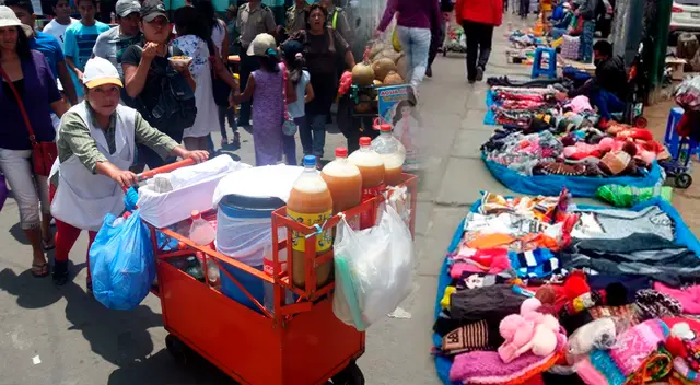 Municipalidad de Lima anuncia plan Navidad Segura 2025: así erradicarán el comercio informal en Mesa Redonda Municipalidad de Lima anuncia plan Navidad Segura 2025: así erradicarán el comercio informal en Mesa Redonda