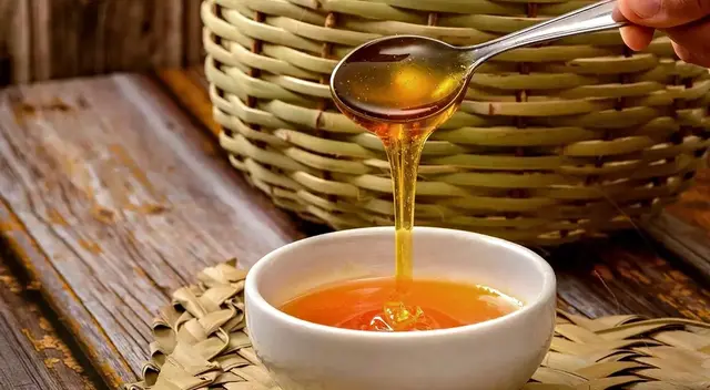 Descubre por qué la miel es mucho más que un endulzante natural.