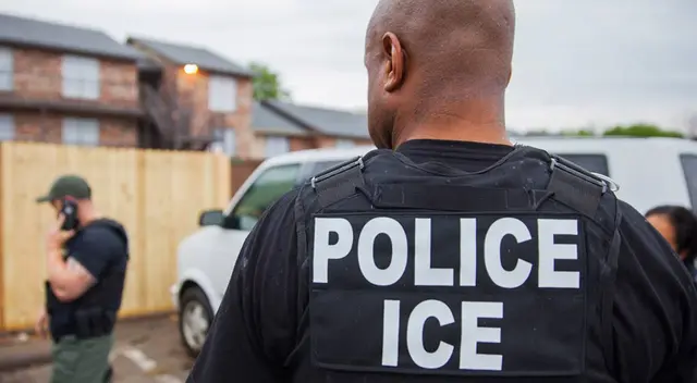 Preguntas que pueden hacerte durante una redada migratoria.