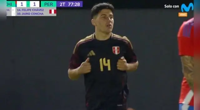 Felipe Chávez debutó con la camiseta de la selección peruana frente a Chile. Foto: captura/Movistar Deportes