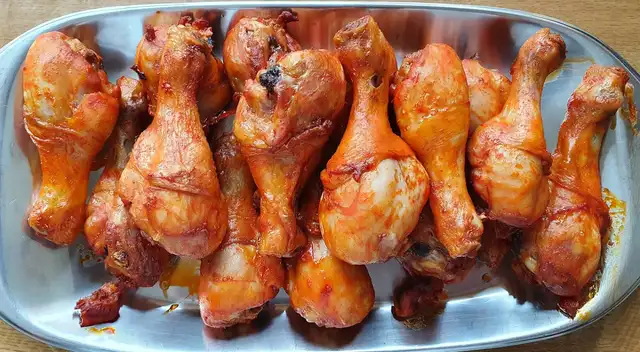 Si compraste este pollo, no lo comas lo están retirando por contaminación con metal.