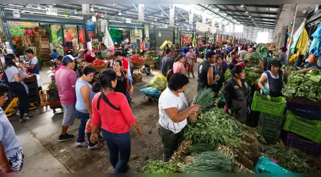 Mercados de Lima y Callao anuncian paro total: denuncian “extorsión” de Sedapal por cobros de hasta S/30 mil Mercados de Lima y Callao anuncian paro total: denuncian “extorsión” de Sedapal por cobros de hasta S/30 mil