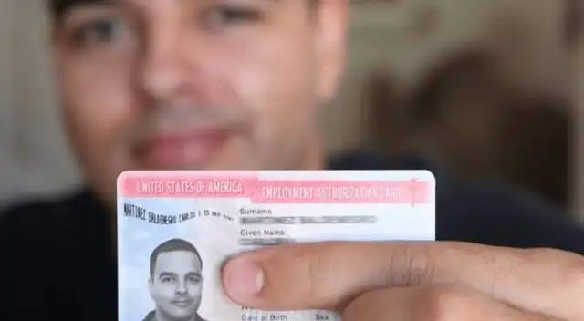 Tramita tu autorización de empleo de forma correcta.