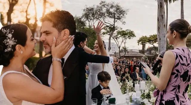 Anahí de Cárdenas deja sentido mensaje en boda de Natalia Salas y Sergio Coloma. Anahí de Cárdenas deja sentido mensaje en boda de Natalia Salas y Sergio Coloma.