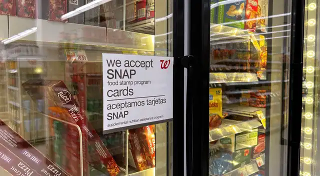 SNAP 2026 la medida que permitirá a algunos estados controlar tus compras de alimentos. SNAP 2026 la medida que permitirá a algunos estados controlar tus compras de alimentos.