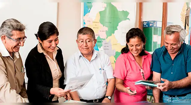 MINEDU CONFIRMA incrementos salariales para miles de docentes peruanos: así será el nuevo pago desde 2025 MINEDU CONFIRMA incrementos salariales para miles de docentes peruanos: así será el nuevo pago desde 2025