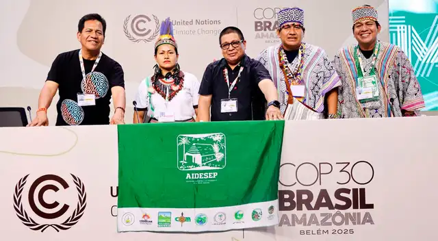 COP30 en la Amazonía: Pueblos indígenas lideran la defensa de los bosques con soluciones urgentes COP30 en la Amazonía: Pueblos indígenas lideran la defensa de los bosques con soluciones urgentes