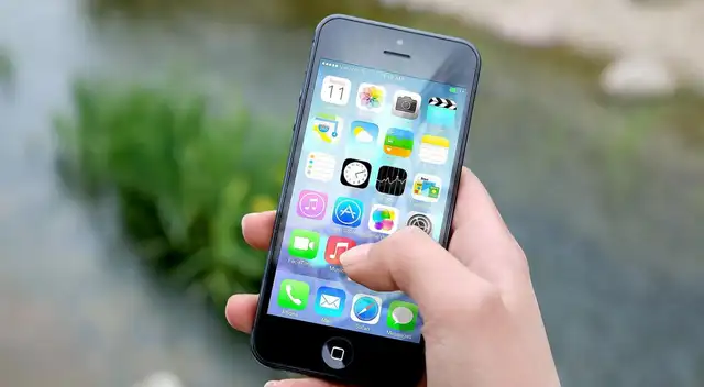 Lo que parecía una función común del teléfono evitó un secuestro infantil en Navidad.