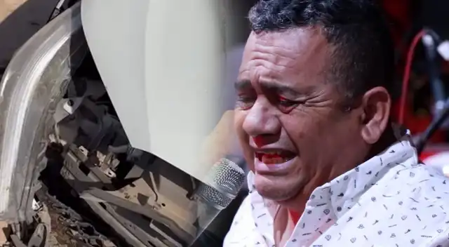 Tony Rosado REAPARECE y SE PRONUNCIA tras sufrir FUERTE accidente automovilístico en Arequipa con su auto DESTROZADO: "Dios..." Tony Rosado REAPARECE y SE PRONUNCIA tras sufrir FUERTE accidente automovilístico en Arequipa con su auto DESTROZADO: "Dios..."