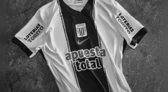 La marca que viste a Alianza Lima decidió quitar a Sergio Peña como imagen de la camiseta alterna. Foto: Marathon La marca que viste a Alianza Lima decidió quitar a Sergio Peña como imagen de la camiseta alterna. Foto: Marathon