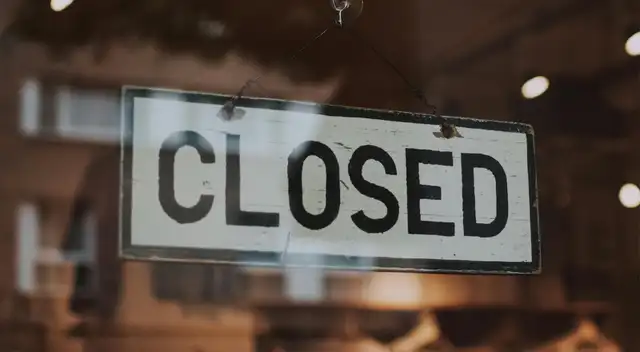 Alarma entre clientes el restaurante más popular del país inicia un cierre masivo.