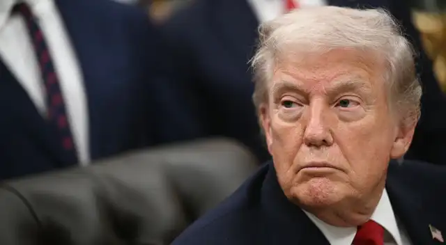 Escala la presión de EE. UU. Trump anuncia nuevas sanciones y lanza una dura advertencia a Cuba. Escala la presión de EE. UU. Trump anuncia nuevas sanciones y lanza una dura advertencia a Cuba.