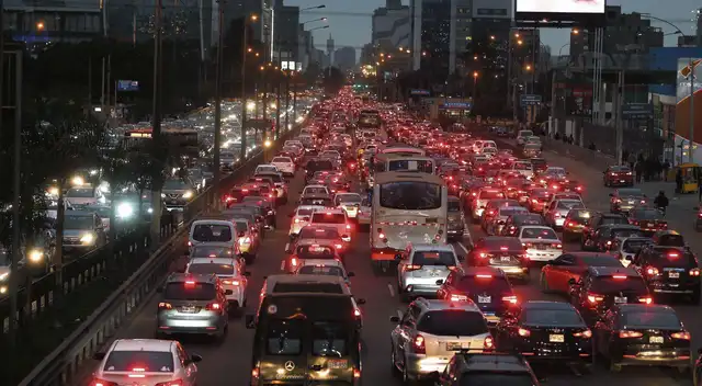 Banco Central de Reserva del Perú revela que el tráfico de Lima consume hasta el 36% del sueldo mínimo.