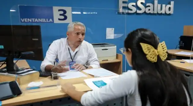 EsSalud revela que jóvenes de 18 años pueden acceder a la cobertura de seguros.