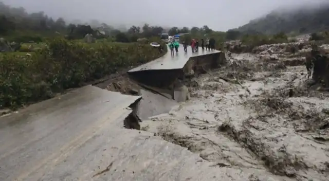 MTC declara en emergencia el transporte terrestre en 4 regiones del Perú.