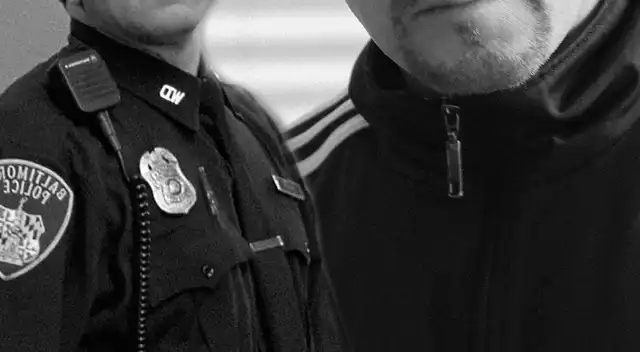 El actor Bobby J. Brown falleció a los 62 años tras quedar atrapado en incendio.