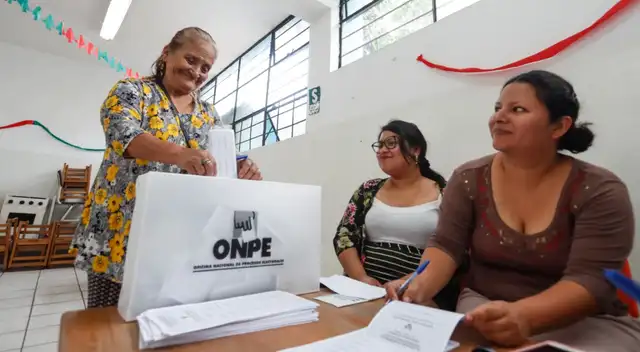 Conoce los beneficios que tendrás si cumples tu labor de miembro de mesa Conoce los beneficios que tendrás si cumples tu labor de miembro de mesa