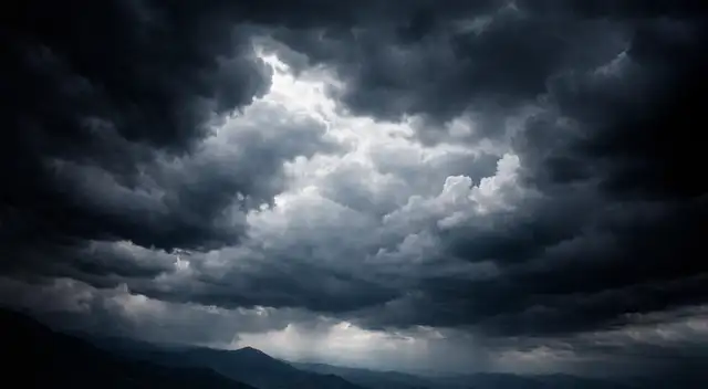 Confirmado | Fenómeno meteorológico se extiende por costa y sierra del país y Senamhi lanza advertencia a los ciudadanos