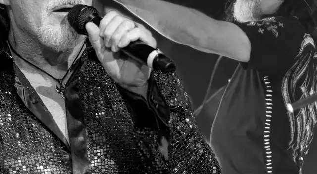 El cantante Tommy DeCarlo fue diagnosticado con cáncer cerebral en septiembre del año pasado.