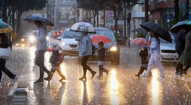 ¿Tu zona está en la lista? Senamhi confirma llegada de tormentas eléctricas y vientos extremos desde hoy.