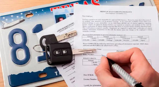 Texas PROHIBIRÁ el registro de cualquier auto que no cumpla con unos requisitos. Texas PROHIBIRÁ el registro de cualquier auto que no cumpla con unos requisitos.